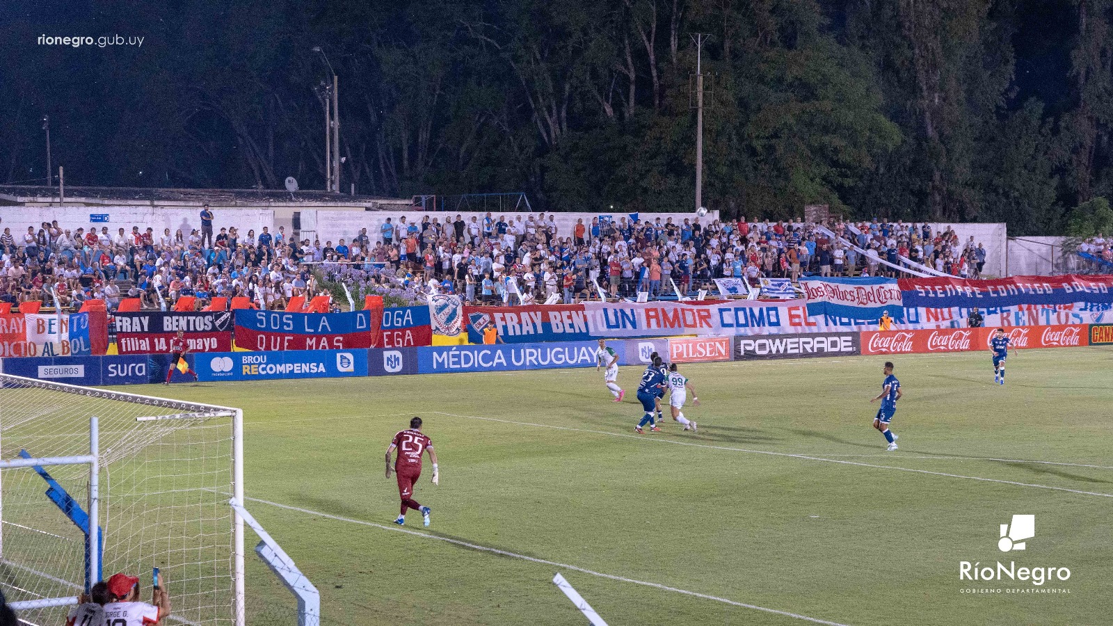 Camiseta de fútbol conceptual de la bandera de Uruguay 2023-2024